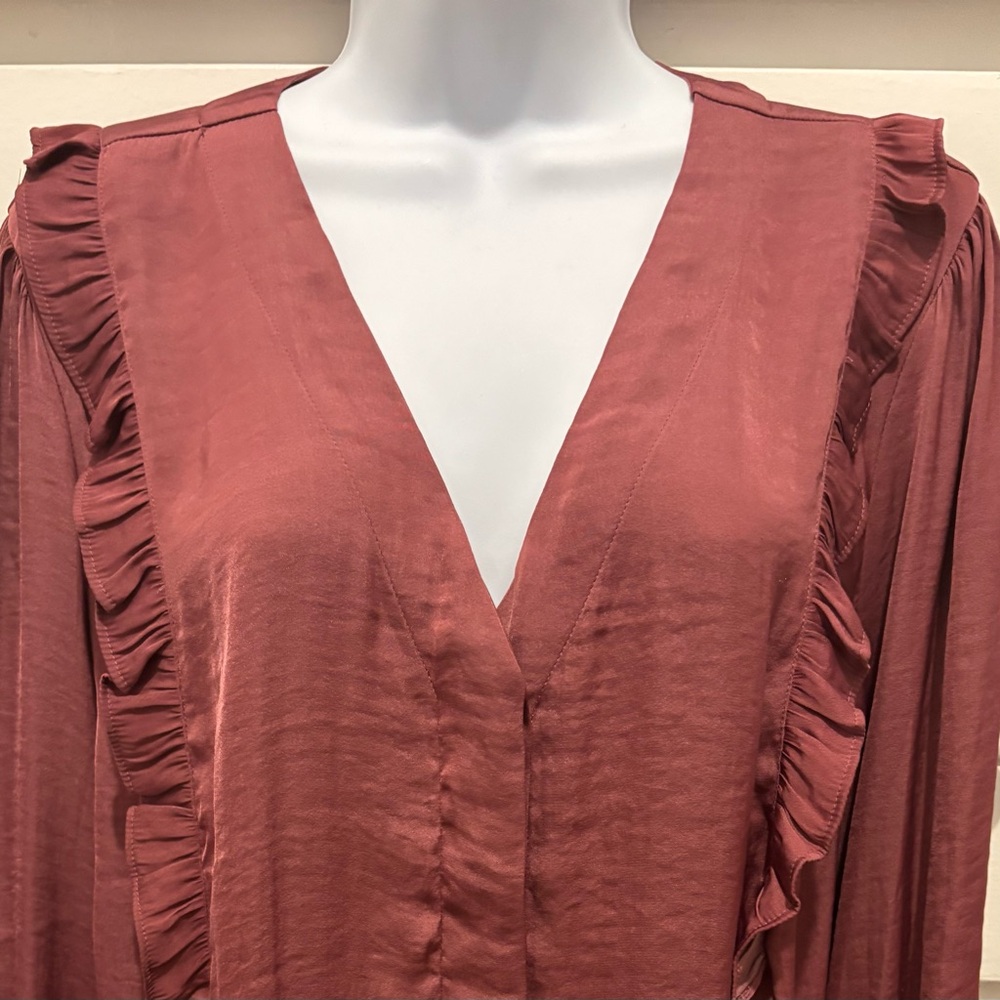 NWT Simply Vera Vera Wang Mauve Ruffle Blouse - Petite XL